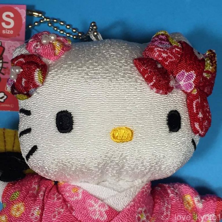 sanrio crepe plush