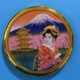 Compact Double Mirror Mt. Fuji Five Layer Tower Maiko Engraving Kyoto Japan