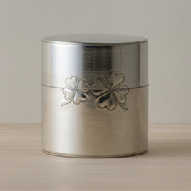 Kyoto Kaikado Handicraft Airtight Tin Caddy Clover Leaf 120g w/ Scoop Japan