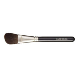 Hakuhodo G5701 Highlighter Makeup Brush Angled from Kyoto Japan