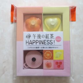 Le Creuset Kitchen Magnet 1pc  Accessory Case 2pcs Promotional Items Happiness
